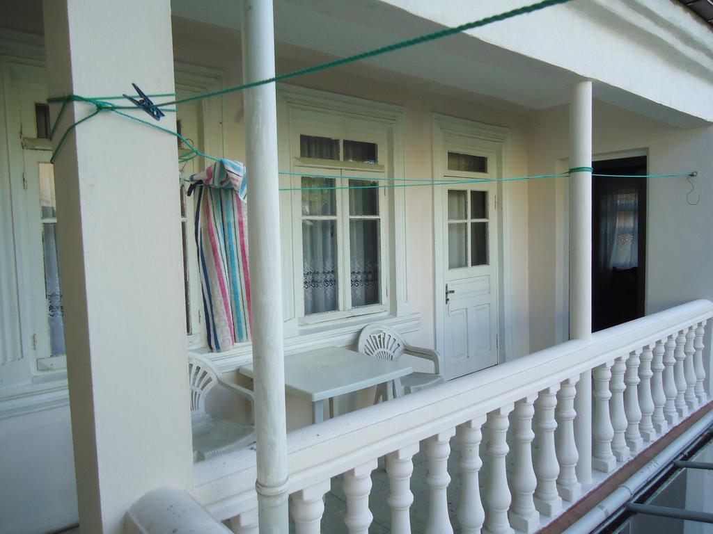 Gios Guest House Чакві Номер фото